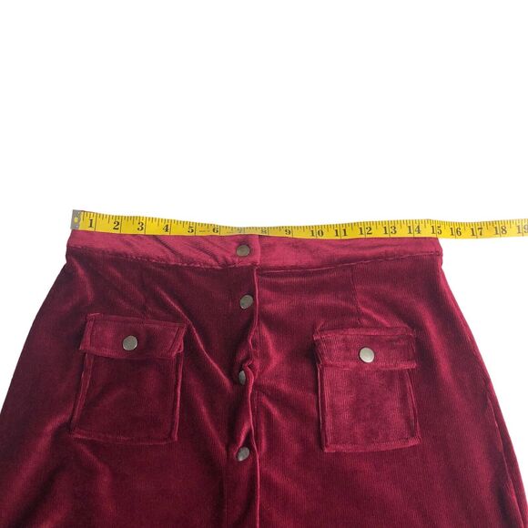 Umgee Skirt Womens Medium Burgundy Corduroy Velvet Mini Snap Front Pockets - Picture 12 of 13